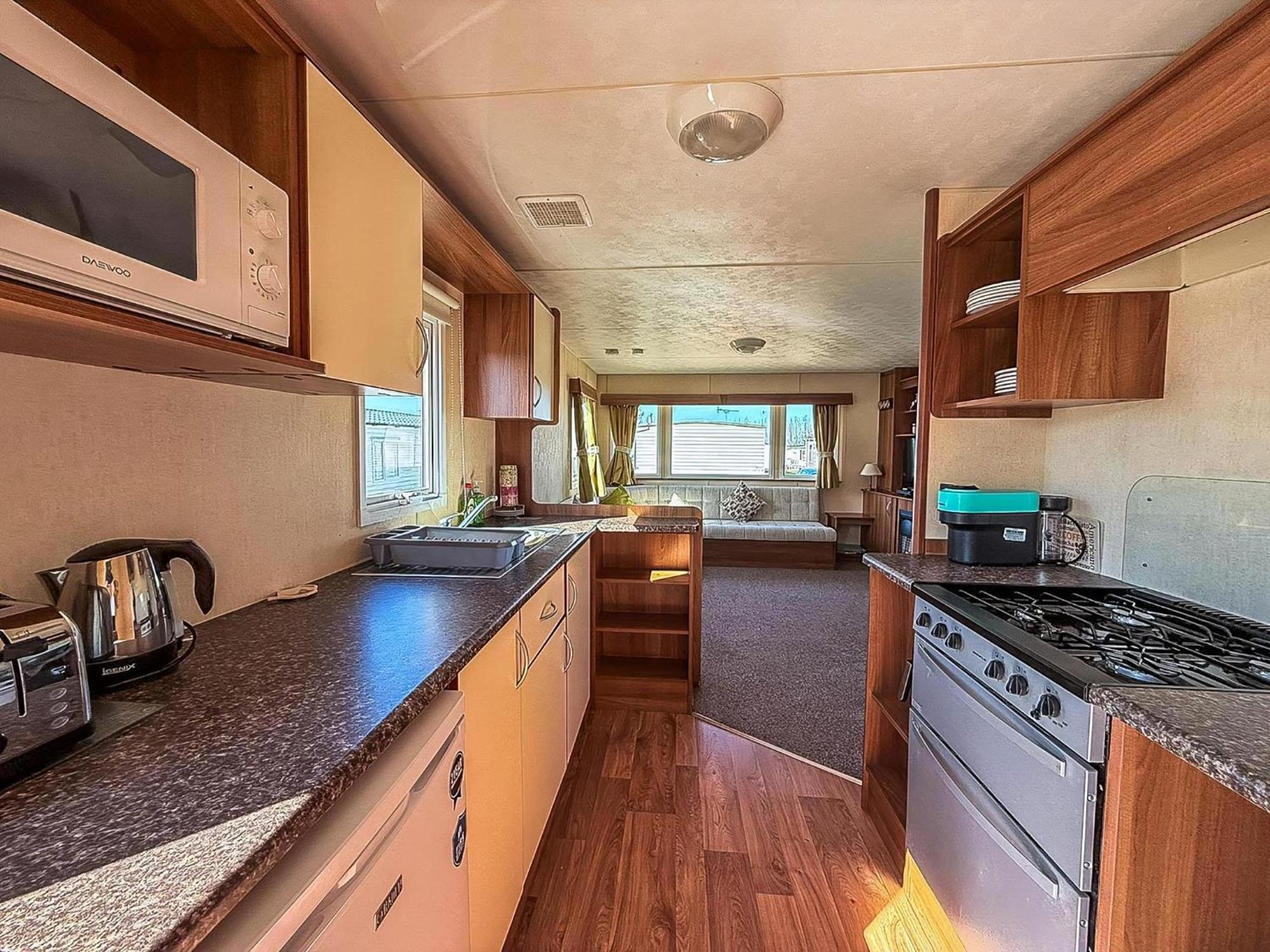 Homely Caravan At Manor Park, Nearby Hunstanton Beach In Norfolk Ref 23039T Exteriör bild